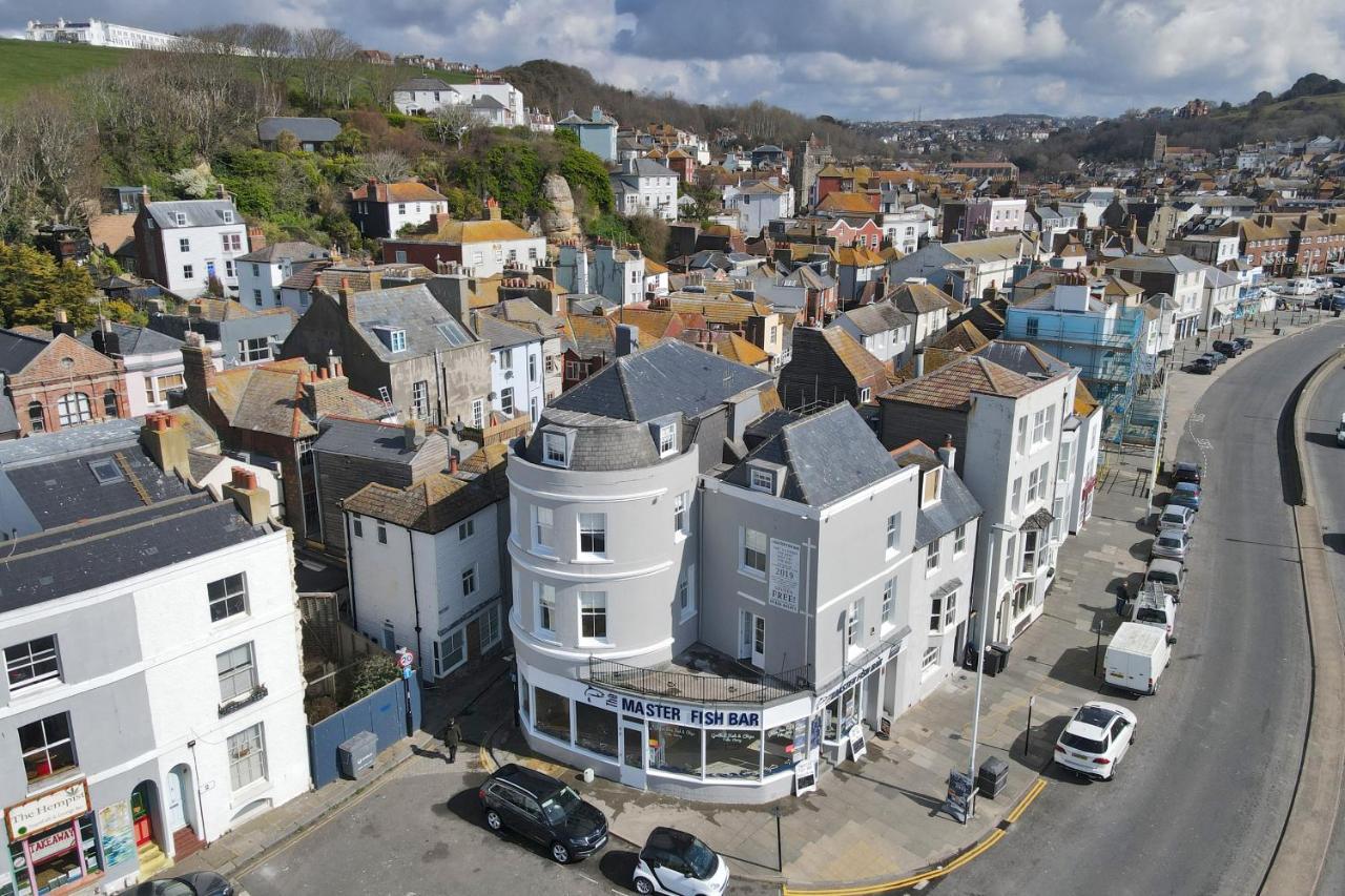 Master Accommodation Suite 2 Sea View With Balcony Hastings Exteriér fotografie