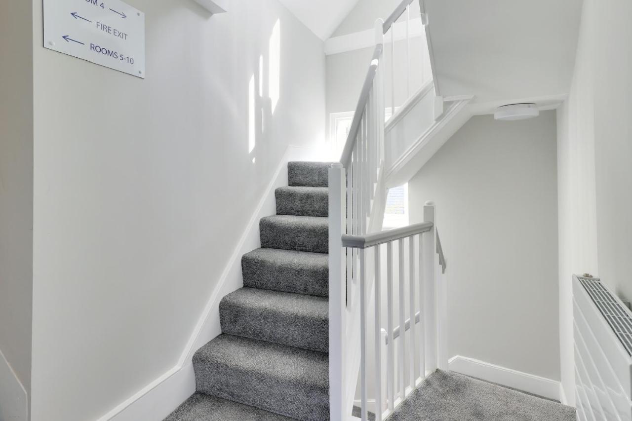Master Accommodation Suite 2 Sea View With Balcony Hastings Exteriér fotografie